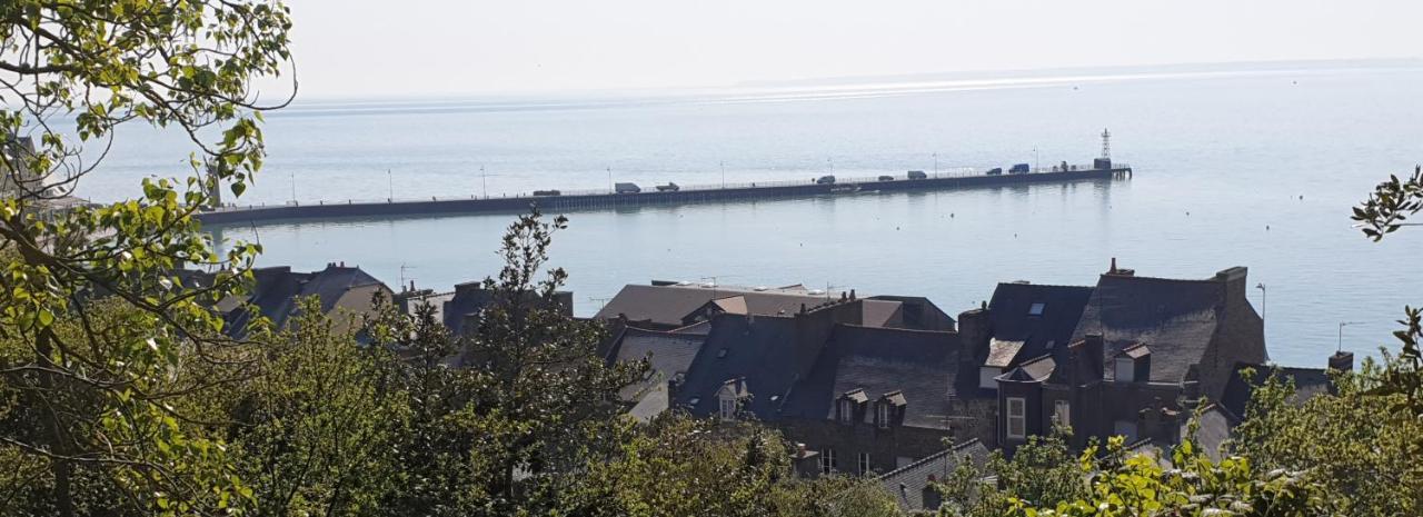 Port De La Houle - Beau 3 Pieces Classe 3 Etoiles Avec Garage Prive Cancale Exterior photo